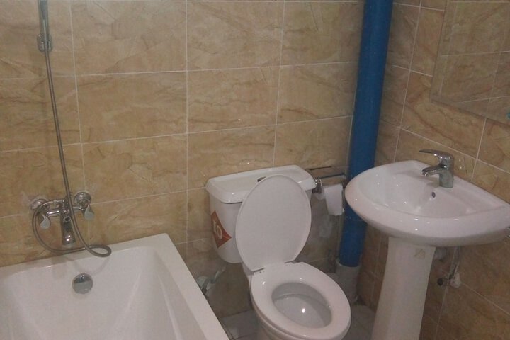 Room 12 of 21