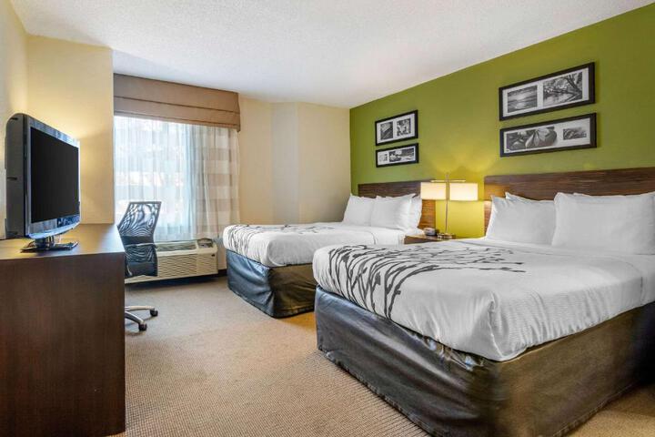 2 Double Beds (2 of 7)