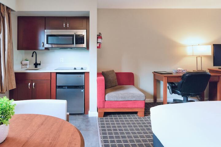 Room 9 of 95
