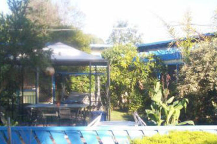 Hotel Exterior 8 of 13