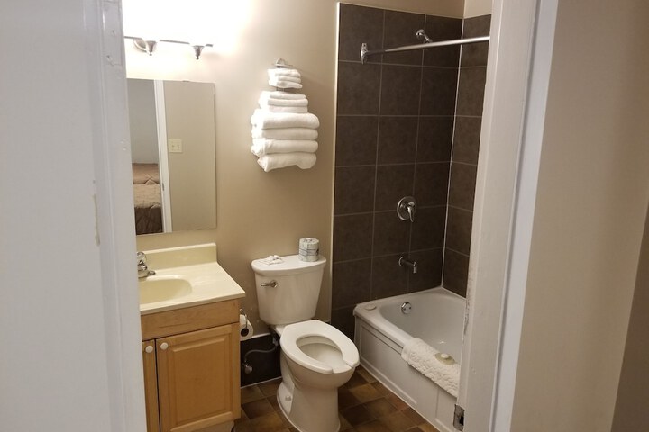 Room 27 of 45