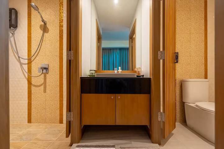 Room 100 of 138