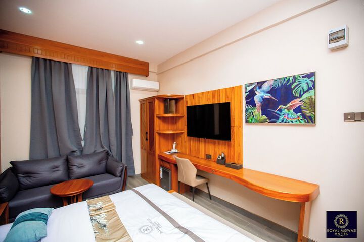Room 51 of 79