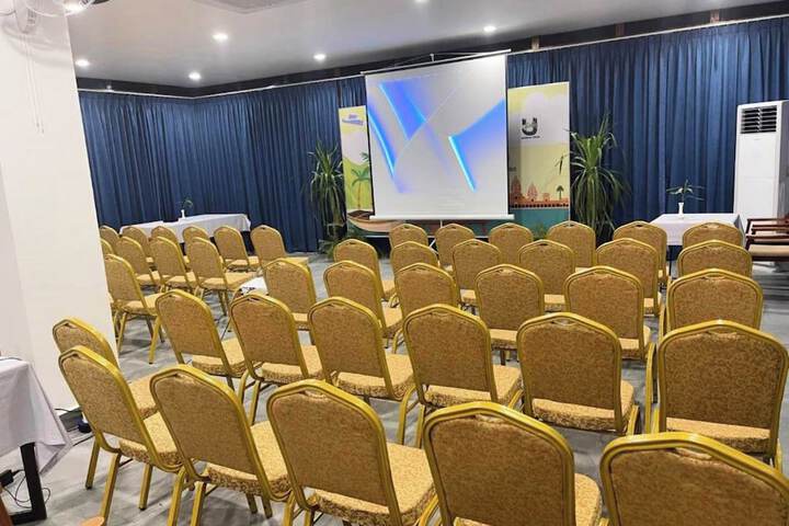 Meeting 175 of 211