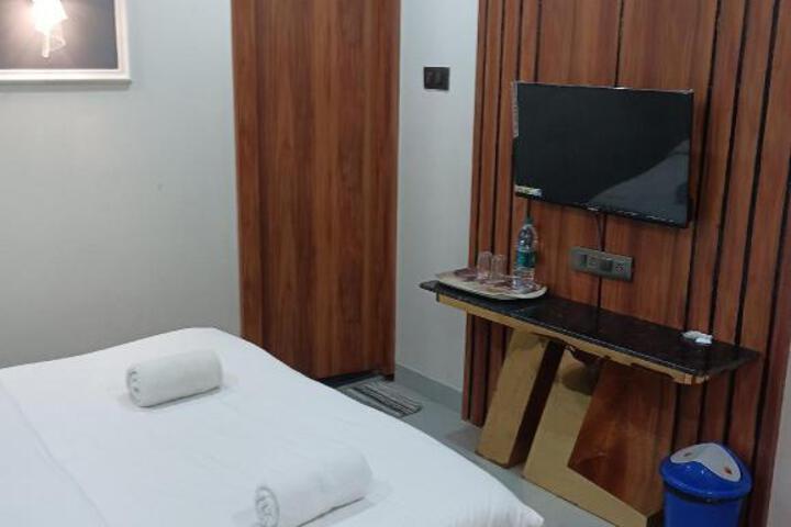 General 28 of 40