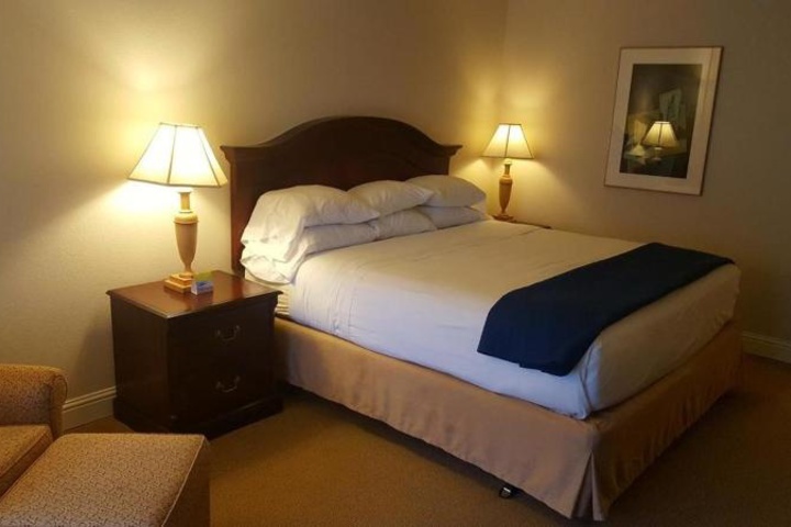 Room 3 of 5
