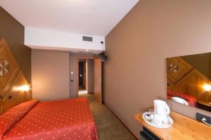 Room 3 of 30