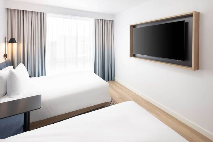 Room 19 of 41