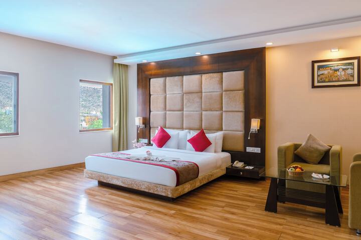Room 19 of 53