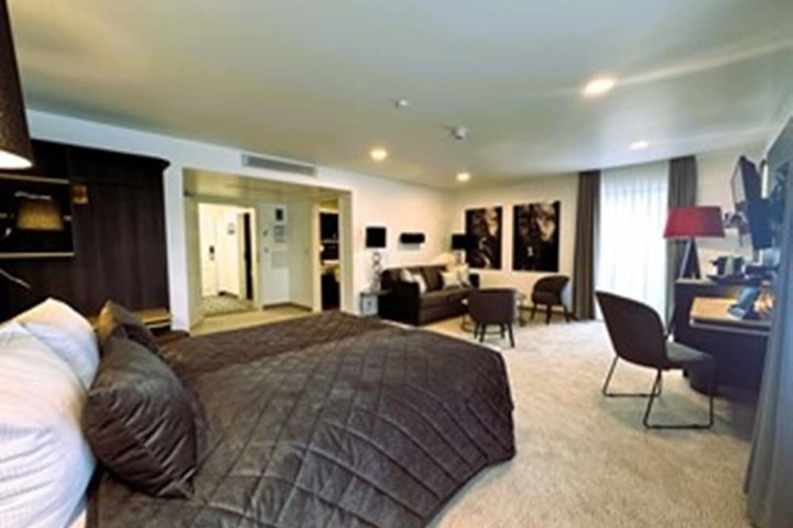 Room 118 of 194