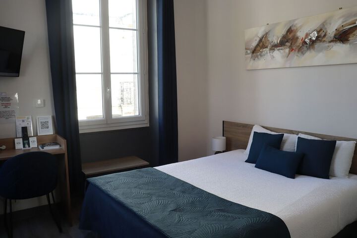 Room 30 of 50