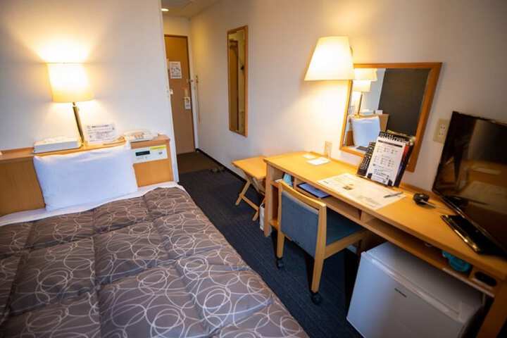 Room 11 of 45