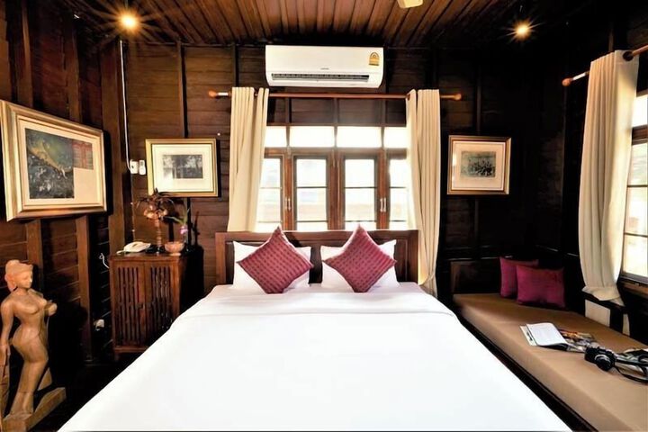 Room 28 of 50