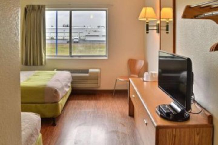Room 45 of 65