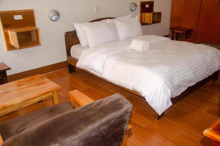 Entebbe Fligh Motel