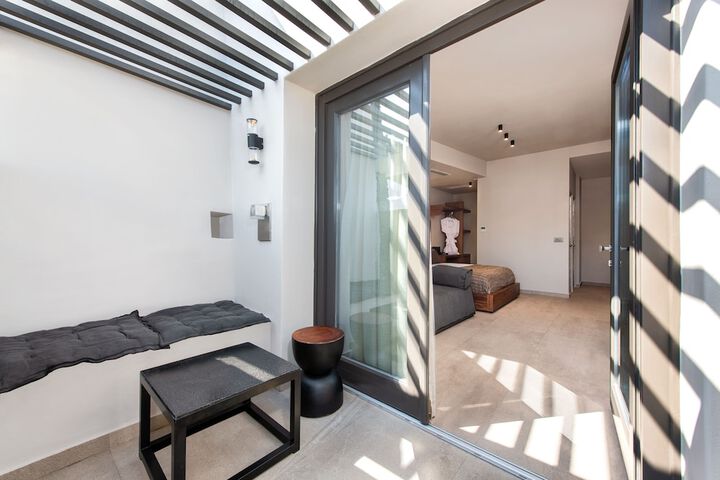 Terrace/Patio 13 of 37