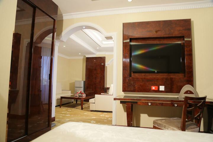 Room 29 of 71