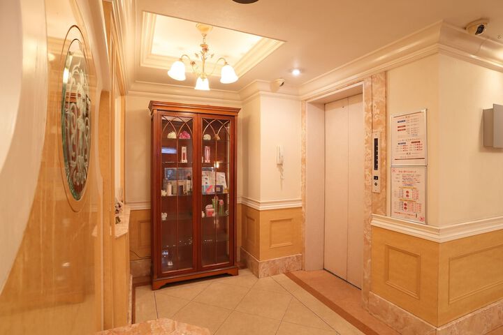 Ballroom/Hall 29 of 31
