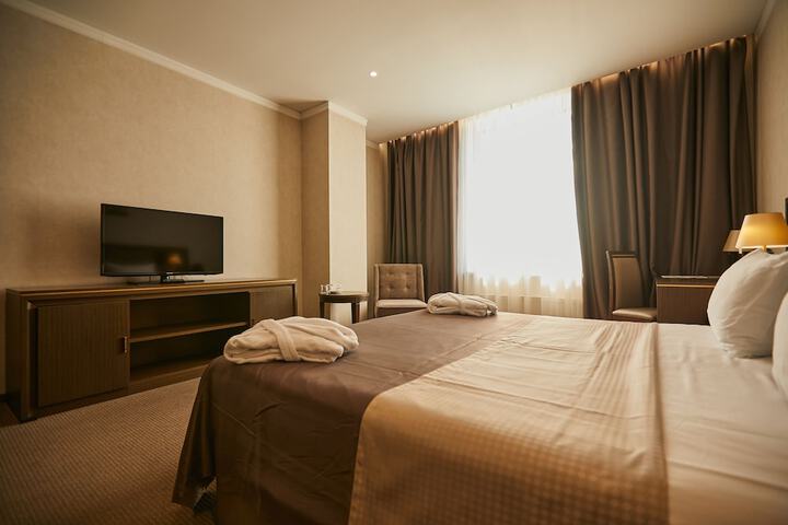 Room 25 of 90