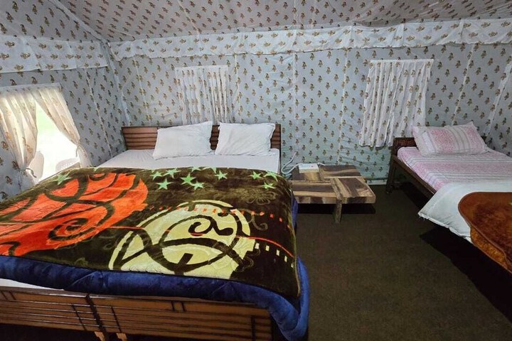 Room 2 of 29