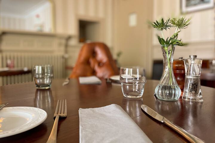 Dining 37 of 65