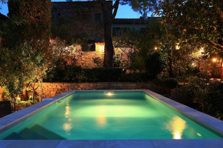 Pool 67 of 124