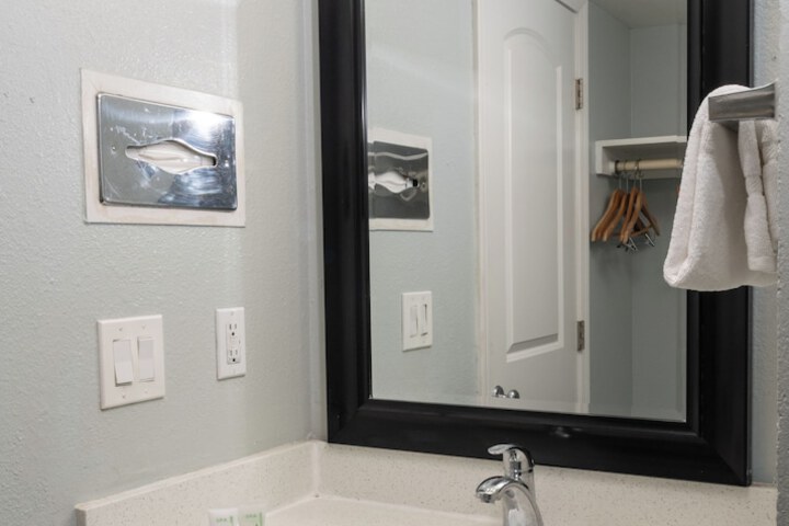 Clean Restrooms