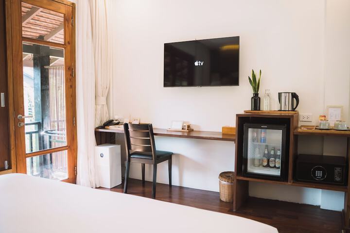 Room 15 of 115