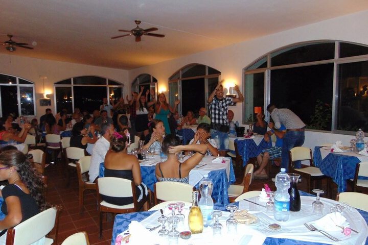 Dining 6 of 15
