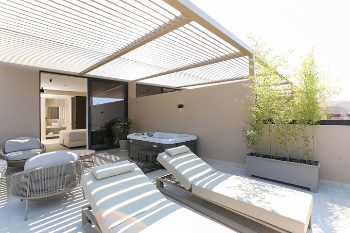 Terrace/Patio 55 of 100
