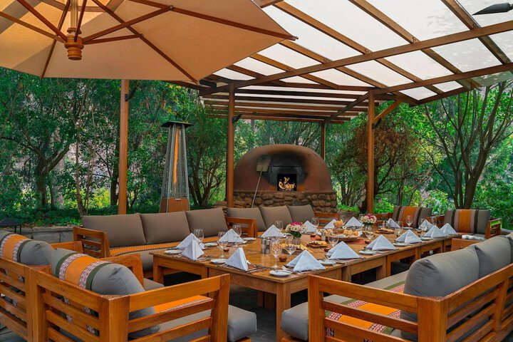 Dining 90 of 147