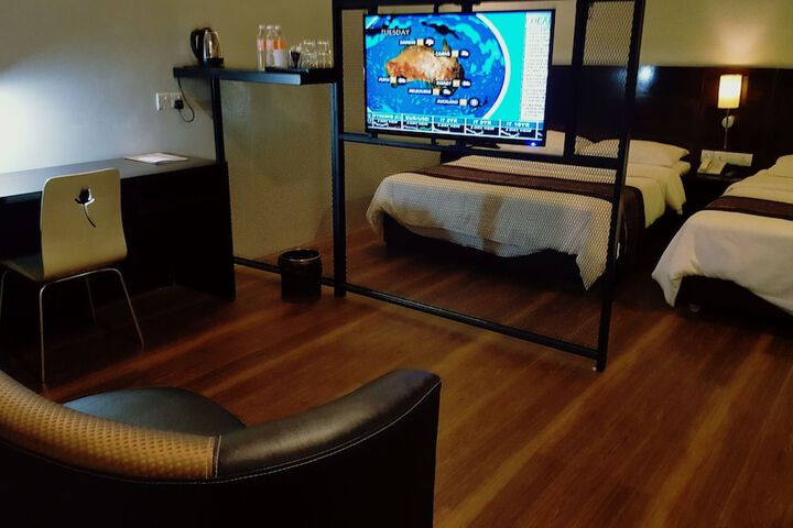 Room 35 of 43