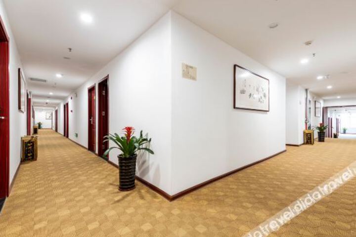 Hotel Interior 10 of 12