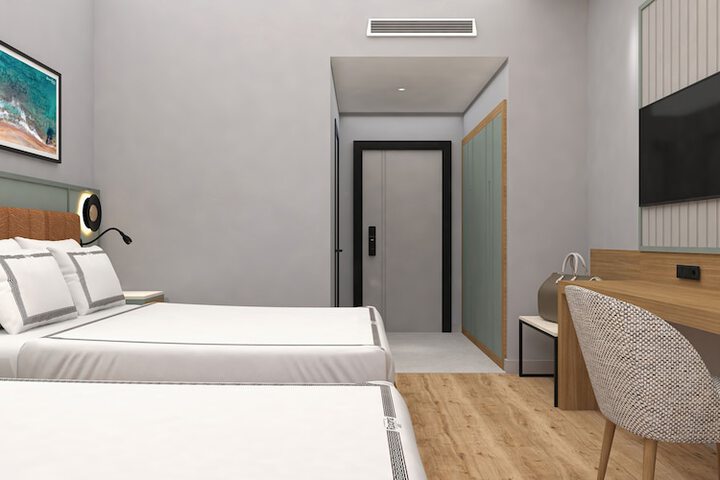 Room 18 of 43