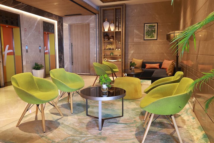 Hotel Interior 4 of 118