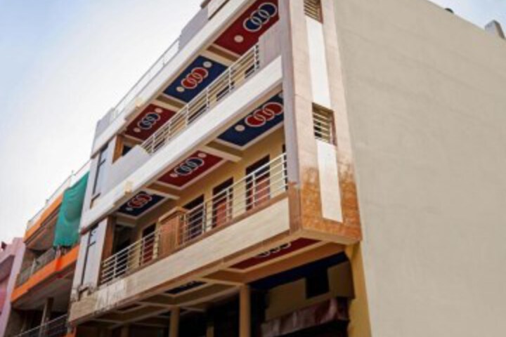 OYO 85570 Hotel Krishna