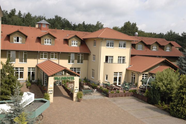 Hotel 85 of 87
