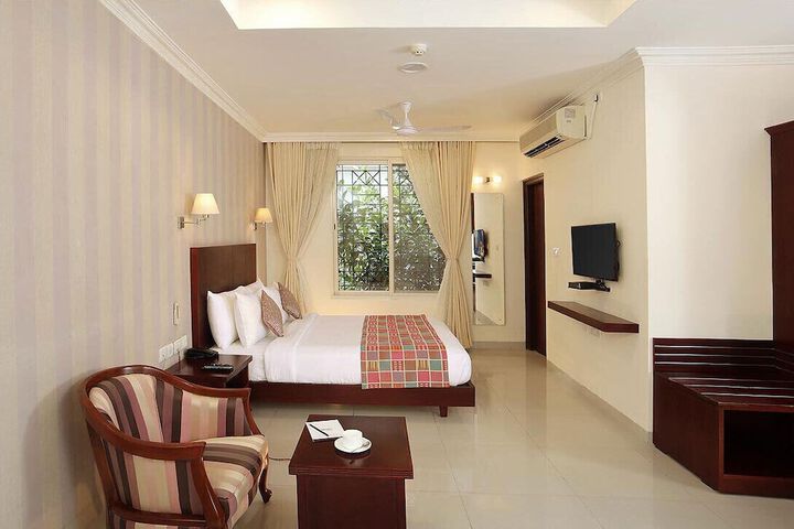 Room 3 of 17