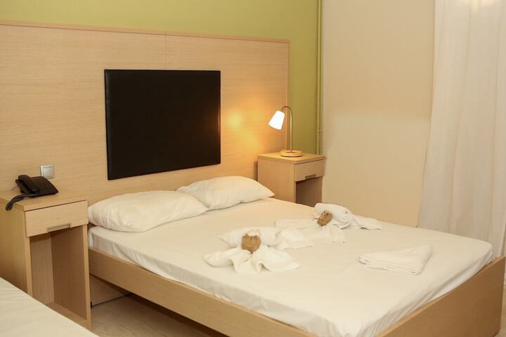 Room 3 of 24