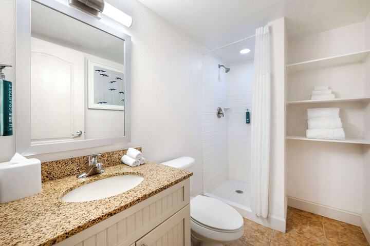 Bathroom shower