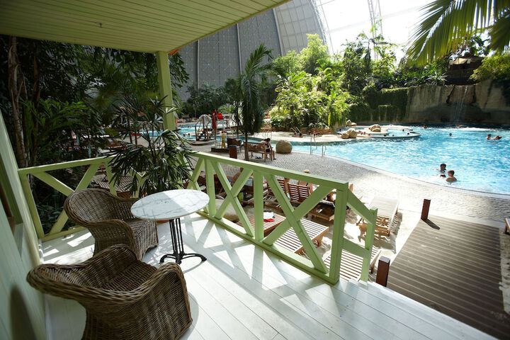 Pool 72 of 131