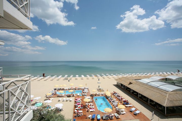 Beach 58 of 62