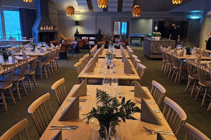 Dining 44 of 74
