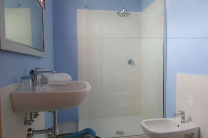 Room 28 of 58