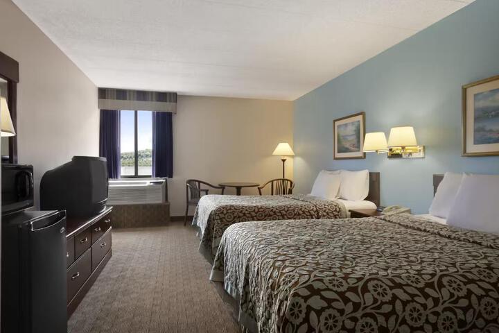 1 Double Bed (5 of 10)