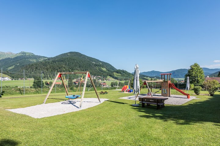 Childrens Activities 66 of 95