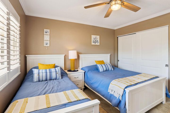 Room 4 of 85
