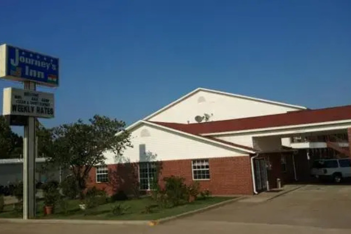 JOURNEYS INN