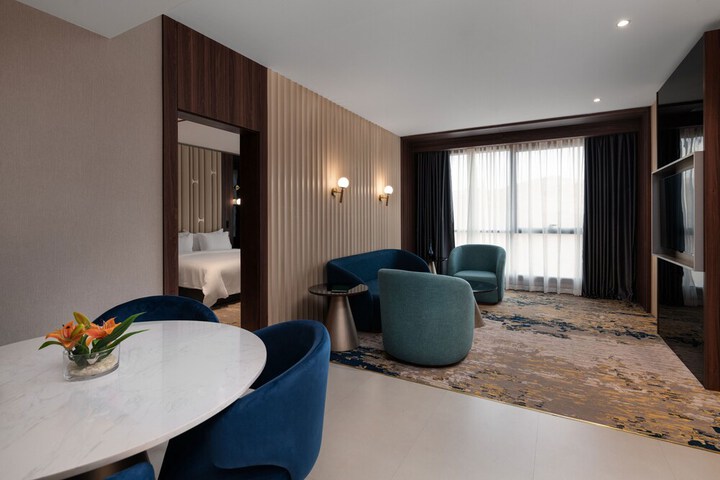 Room 7 of 14