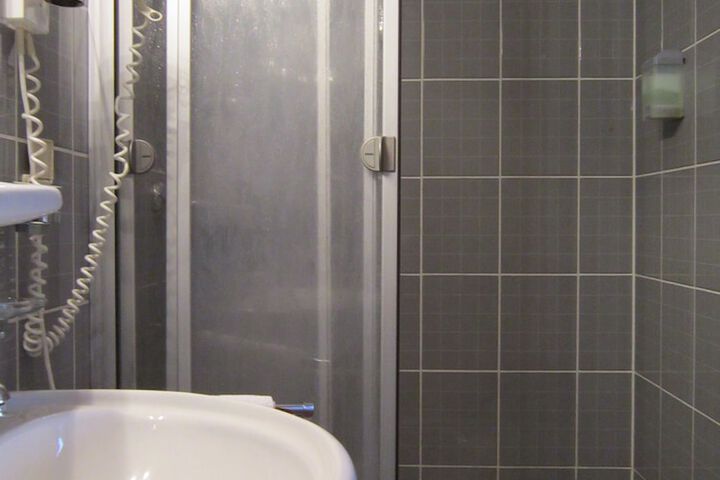 Clean Restrooms